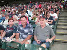 IndiansGame (7).JPG (42641 bytes)