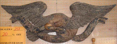 eagle.jpg (40948 bytes)