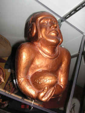 FB Folk Art Carving 2.JPG (378491 bytes)