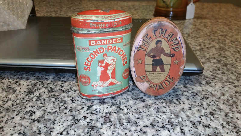 Boxing Tins.jpg (275508 bytes)