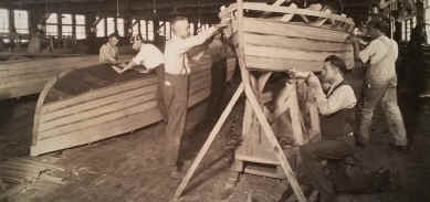 teamwork.jpg (123407 bytes)