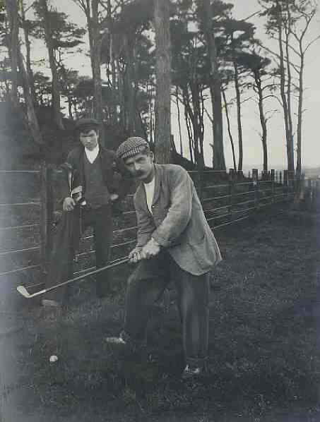 Ben Sayers With Caddie.jpg (21872 bytes)