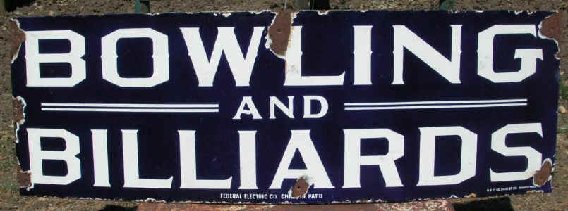 BowlBilliardsFull_1130x422.jpg (124339 bytes)