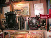 CenterpieceBooksDarkRed_1200x900.jpg (211479 bytes)