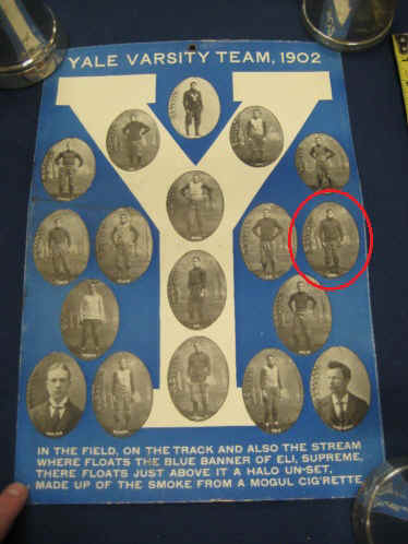 FullShotHoganRed.jpg (62484 bytes)