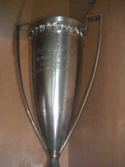 PICT1414_900x1200.jpg (109124 bytes)