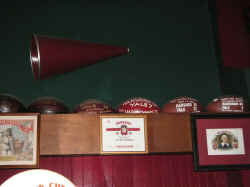 PICT1546_1200x900.jpg (170503 bytes)