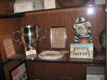 PICT1651_1200x900.jpg (199796 bytes)