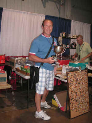 PICT2117_900x1200.jpg (180263 bytes)