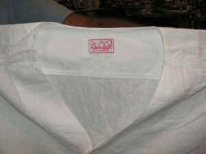 PICT2158_1200x900.jpg (147641 bytes)