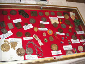 PICT2238_1200x900.jpg (210457 bytes)