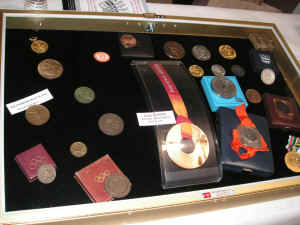 PICT2239_1200x900.jpg (194430 bytes)