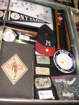 PICT2386_900x1200.jpg (194593 bytes)