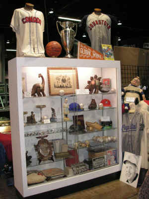 PICT2426_900x1200.jpg (177293 bytes)