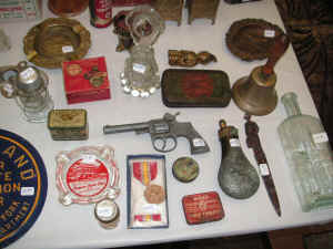 PICT4470_1200x900.jpg (206775 bytes)