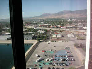 PICT4528_1200x900.jpg (196957 bytes)