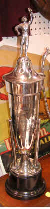 BrownsonTrophy.jpg (221366 bytes)