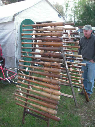 PICT0137_900x1200.jpg (212240 bytes)