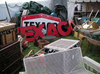 PICT0190_1200x900.jpg (265554 bytes)