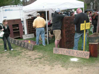 PICT0351_1200x900.jpg (198782 bytes)