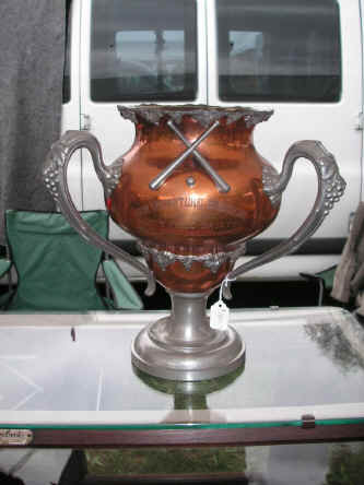 PICT0361_900x1200.jpg (136446 bytes)