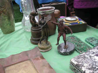 PICT0401_1200x900.jpg (210403 bytes)