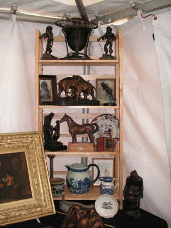 PICT0451_900x1200.jpg (167889 bytes)