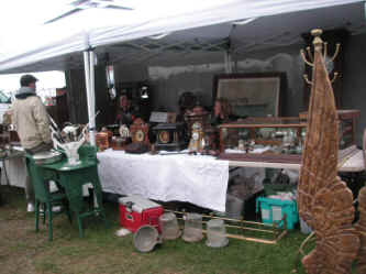 PICT0522_1200x900.jpg (177517 bytes)