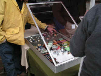 PICT0602_1200x900.jpg (172453 bytes)