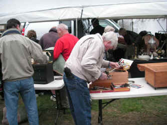 PICT0668_1200x900.jpg (192688 bytes)