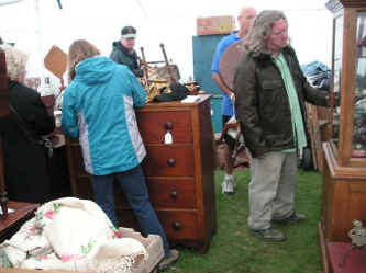 PICT0671_1200x900.jpg (179791 bytes)