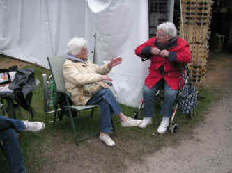 PICT0731_1200x900.jpg (216113 bytes)