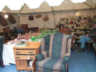 PICT0746_1200x900.jpg (182922 bytes)