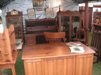 PICT0814_1200x900.jpg (201219 bytes)