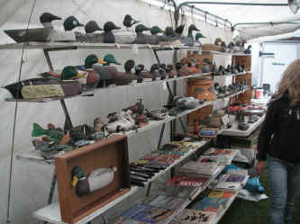 PICT0819_1200x900.jpg (210416 bytes)