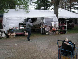 PICT0832_1200x900.jpg (219855 bytes)