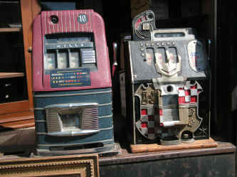 PICT1036_1200x900.jpg (220053 bytes)