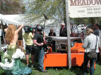 PICT1124_1200x900.jpg (267969 bytes)