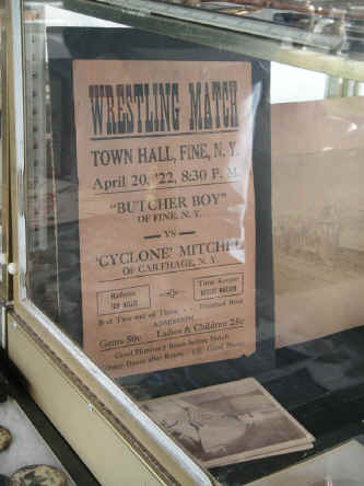 PICT1146_900x1200.jpg (154623 bytes)