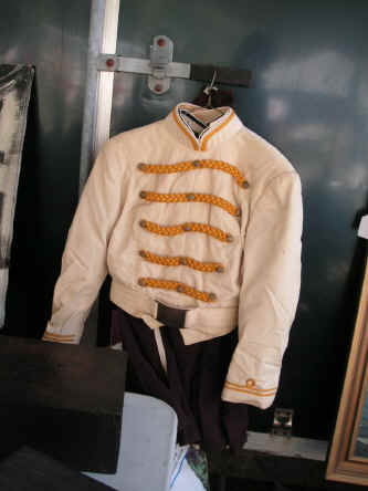 PICT1249_900x1200.jpg (115555 bytes)