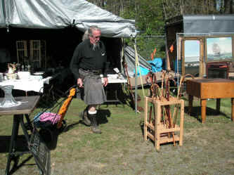 PICT1250_1200x900.jpg (269305 bytes)