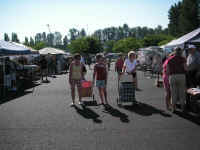 PICT7420_1600x1200.jpg (224672 bytes)