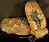 SullivanGloves.jpg (174276 bytes)