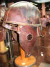 helmet1.jpg (639985 bytes)