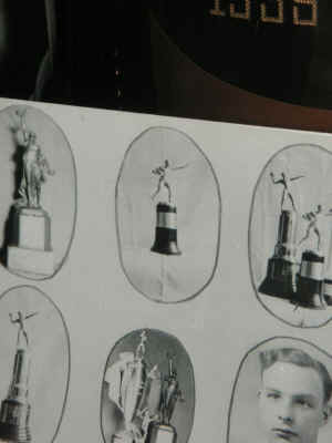 pict7715.jpg (110372 bytes)