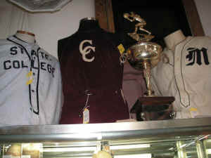 pict8090.jpg (186517 bytes)