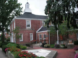 pict8408.jpg (259086 bytes)