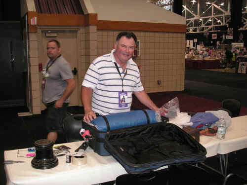 pict9810.jpg (388780 bytes)